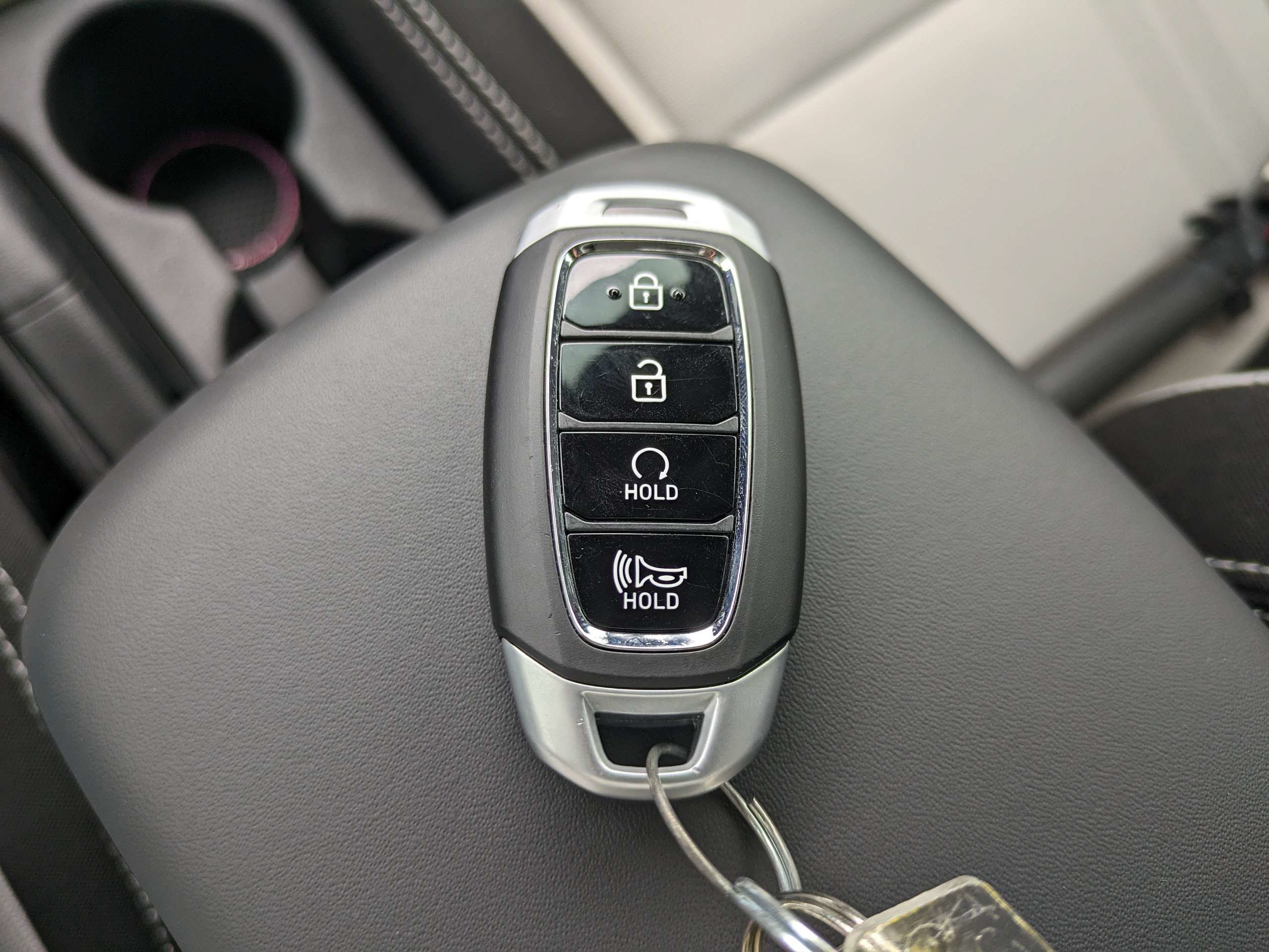 Certified 2025 Hyundai Venue SEL FWD image 30