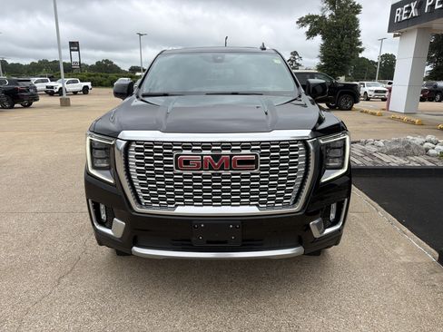 Used 2021 GMC Yukon Denali w/ Denali Premium Package RWD image 25
