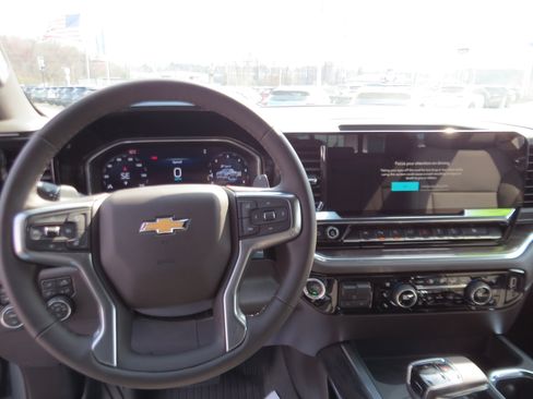 New 2026 Chevrolet Silverado 1500 LTZ w/ LTZ Premium Package image 16