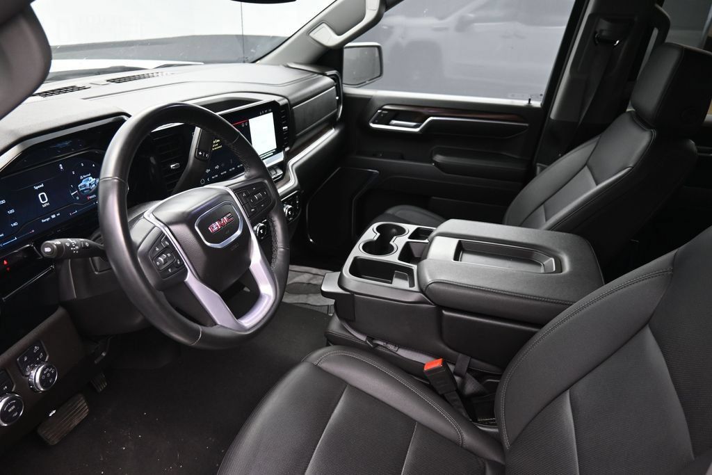 Used 2024 GMC Sierra 1500 SLT AWD/4WD image 22