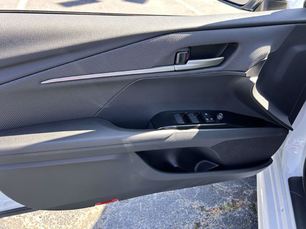 New 2027 Toyota Camry SE FWD image 15