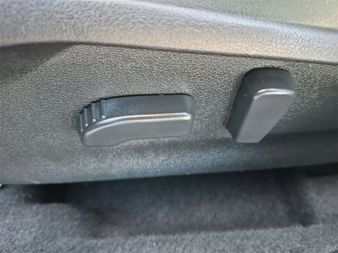 Used 2021 Subaru Crosstrek 2.5i Limited w/ Moonroof Package 1 image 19