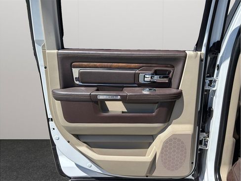 Used 2016 RAM 1500 Laramie Longhorn w/ Convenience Group image 37