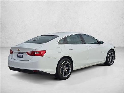 Used 2023 Chevrolet Malibu LT w/ Driver Confidence Package image 5