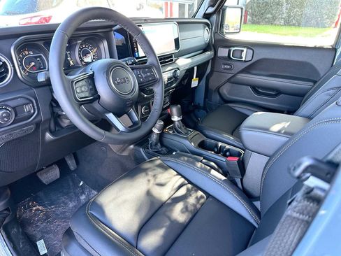 New 2026 Jeep Gladiator Sport image 18