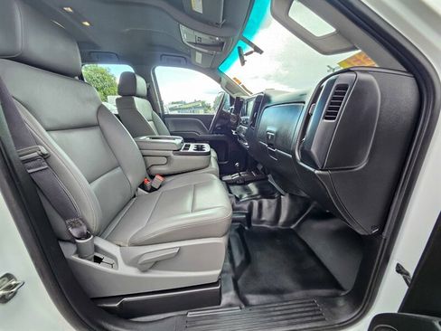 Used 2017 Chevrolet Silverado 2500 W/T AWD/4WD image 14