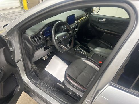 Certified 2024 Ford Escape ST-Line w/ Cold Weather Package image 6