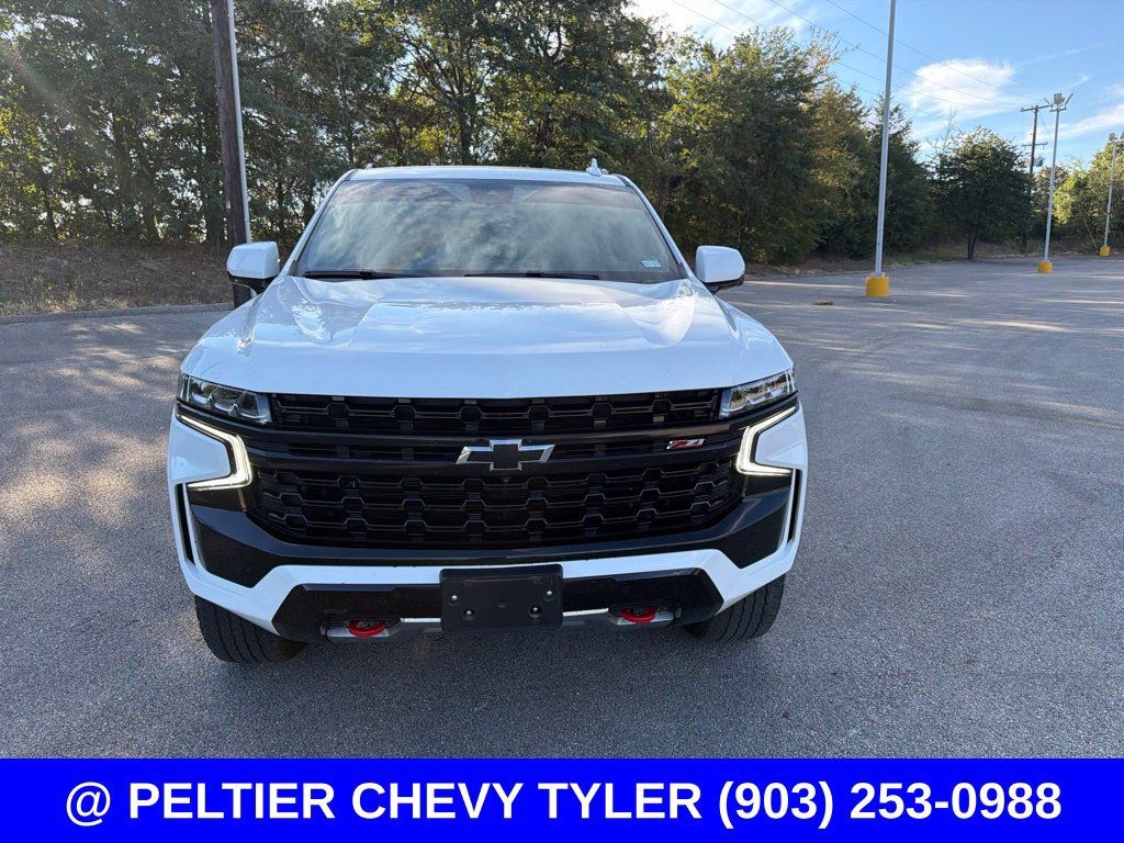 Used 2024 Chevrolet Tahoe Z71 w/ Luxury Package AWD/4WD image 2