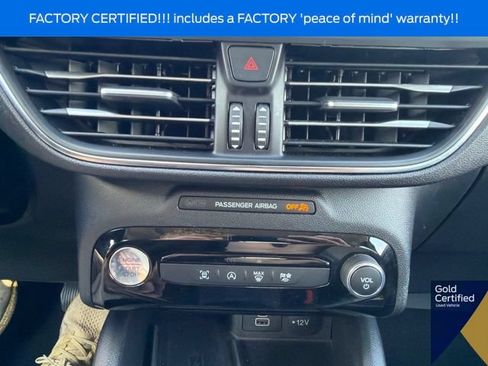 Used 2025 Ford Escape Platinum AWD/4WD image 37