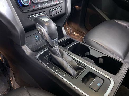 Used 2019 Ford Escape SEL AWD/4WD image 18