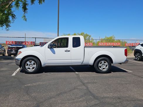 Used 2007 Nissan Frontier SE w/ SE Value Truck Pkg RWD image 9