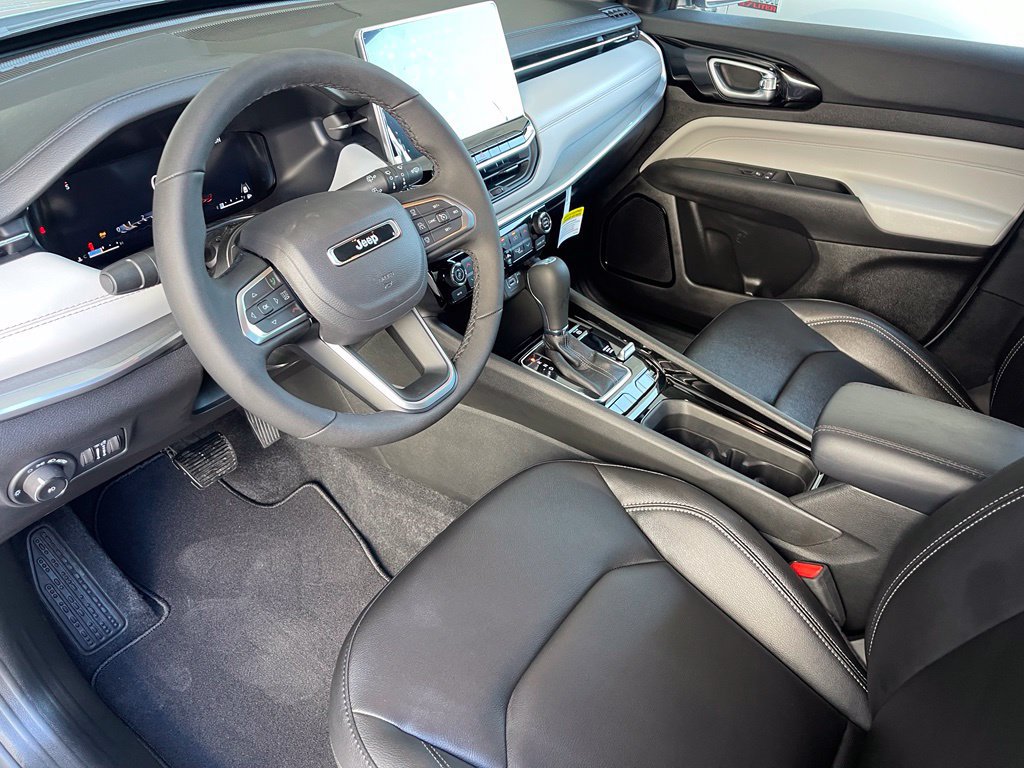 New 2026 Jeep Compass Limited AWD/4WD image 8
