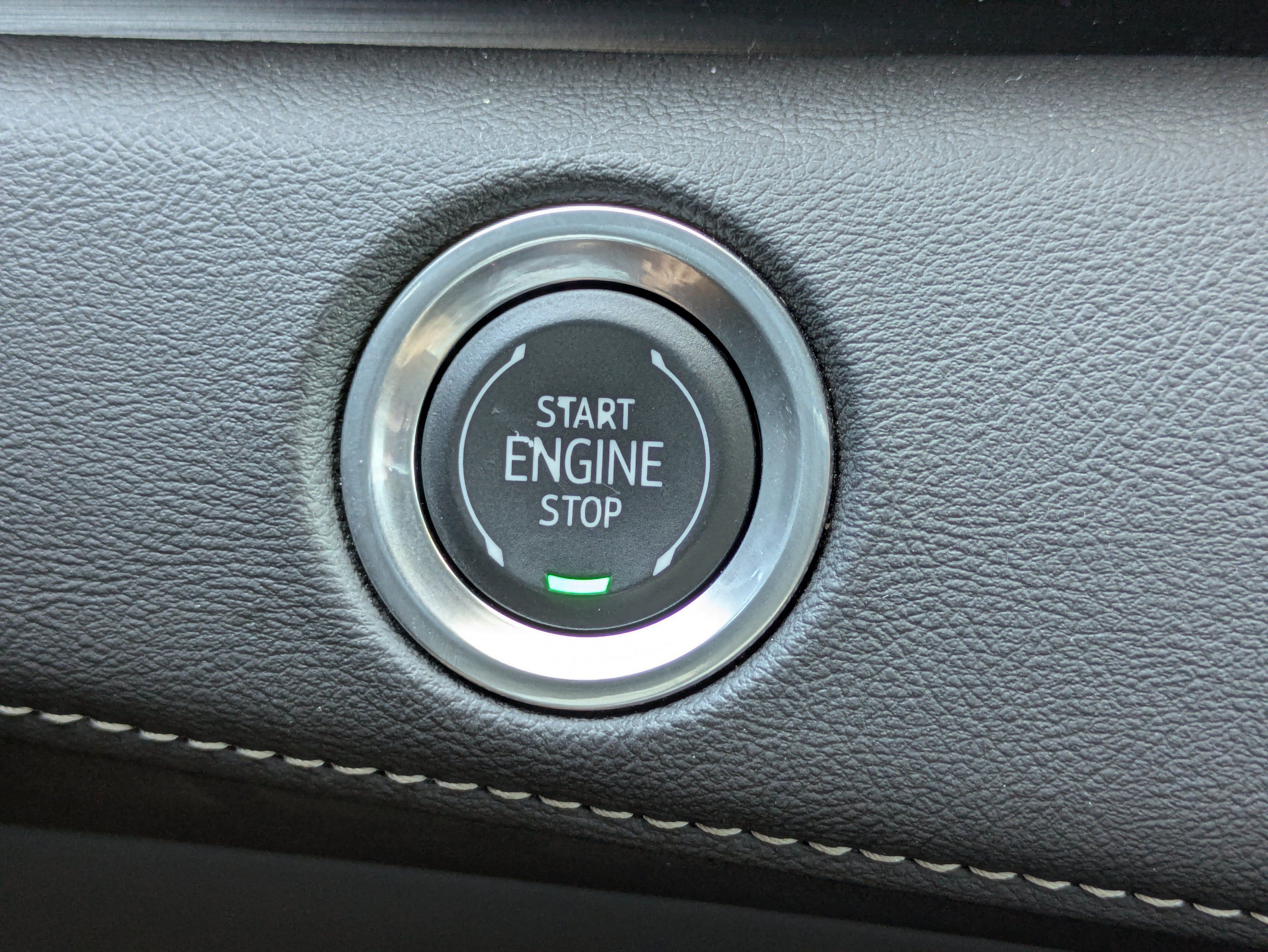 Certified 2024 Cadillac Escalade Sport AWD/4WD image 31