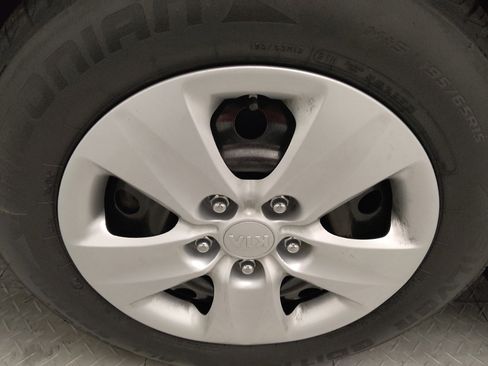 Used 2018 Kia Forte LX image 31