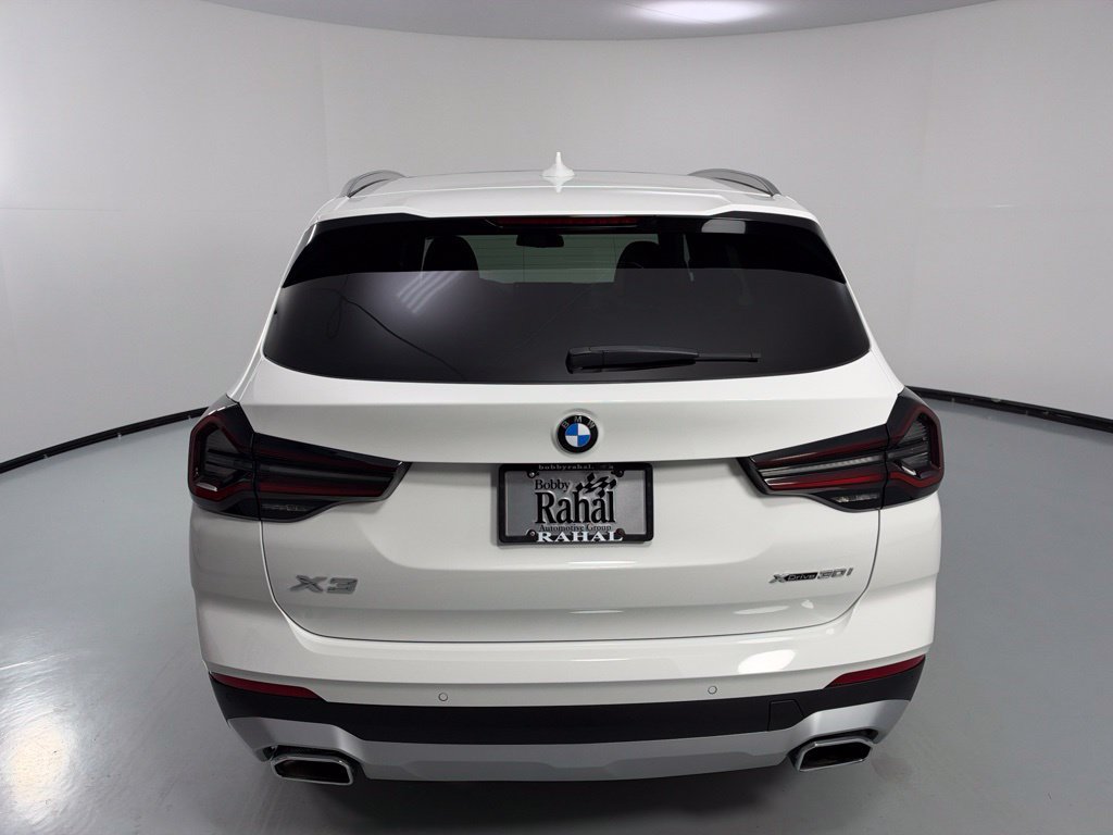 Used 2024 BMW X3 xDrive30i w/ Premium Package w/ZPA AWD/4WD image 6