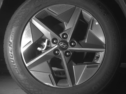 Used 2025 Hyundai Tucson SEL image 15