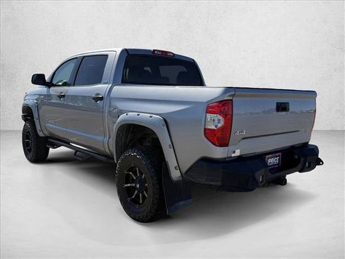 Used 2018 Toyota Tundra SR5 image 8