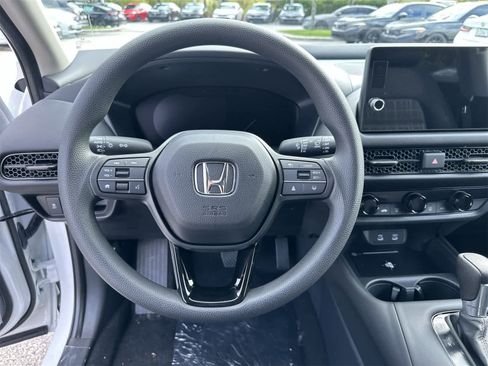 New 2026 Honda HR-V LX image 18