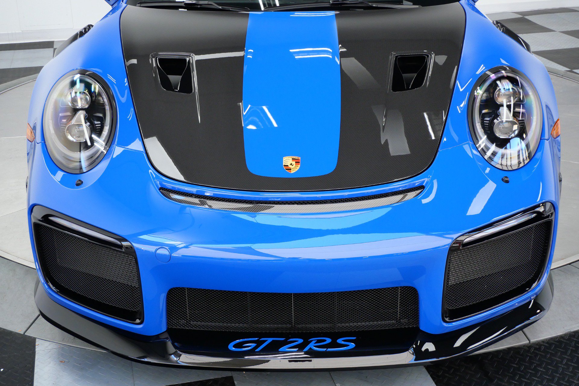 Used 2019 Porsche 911 GT2 RS RWD image 54