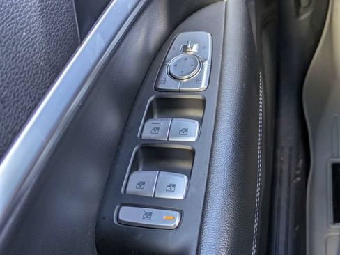 Used 2023 Genesis G70 2.0T AWD/4WD image 27