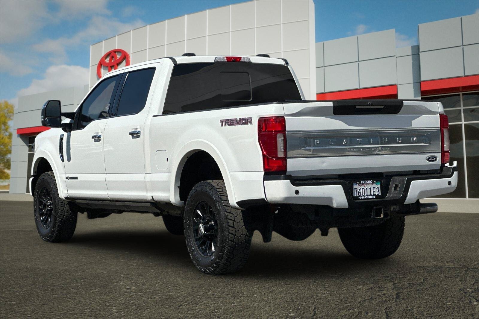 Used 2021 Ford F250 Platinum w/ Tremor Off-Road Package AWD/4WD image 5