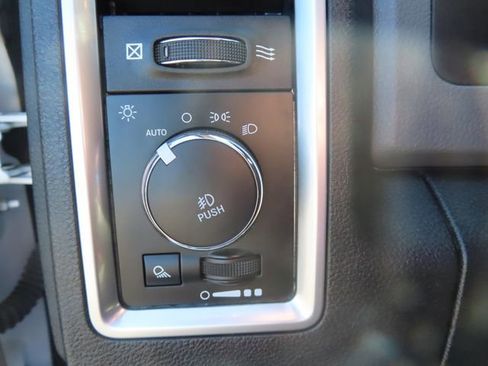 Used 2018 RAM 1500 Outdoorsman image 39