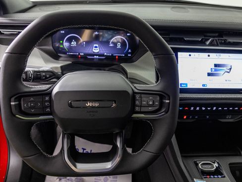 New 2026 Jeep Cherokee Laredo AWD/4WD image 27