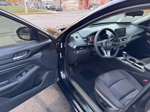 Used 2019 Nissan Altima 2.5 S image 9