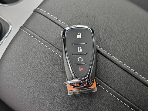 Used 2026 Chevrolet Blazer LT FWD image 33