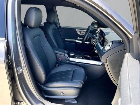 Certified 2023 Mercedes-Benz EQB 300 4MATIC image 9