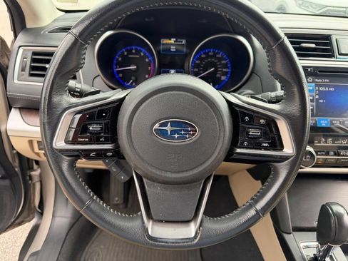 Used 2018 Subaru Outback 3.6R Limited AWD/4WD image 26