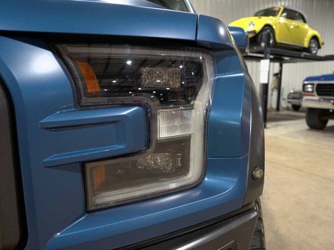 Used 2019 Ford F150 Raptor w/ Equipment Group 802A Luxury AWD/4WD image 34