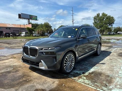 Used 2024 BMW X7 xDrive40i AWD/4WD image 7