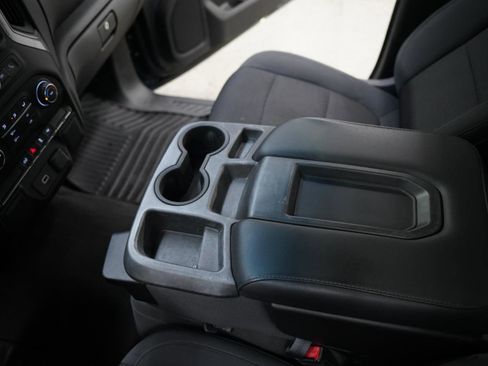 Used 2020 Chevrolet Silverado 1500 Custom w/ Custom Value Package image 20