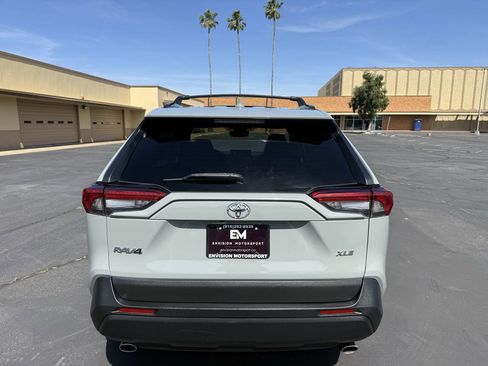 Used 2023 Toyota RAV4 XLE FWD image 6