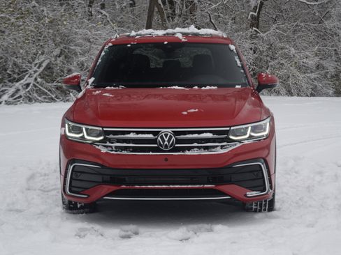 Used 2024 Volkswagen Tiguan SEL R-Line image 22