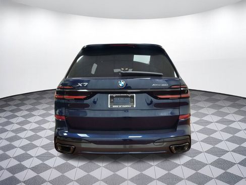 Used 2026 BMW X7 xDrive40i w/ M Sport Package image 10