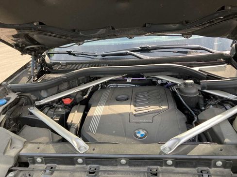Certified 2023 BMW X5 xDrive40i w/ M Sport Package AWD/4WD image 18