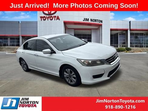 Used 2013 Honda Accord LX image 1