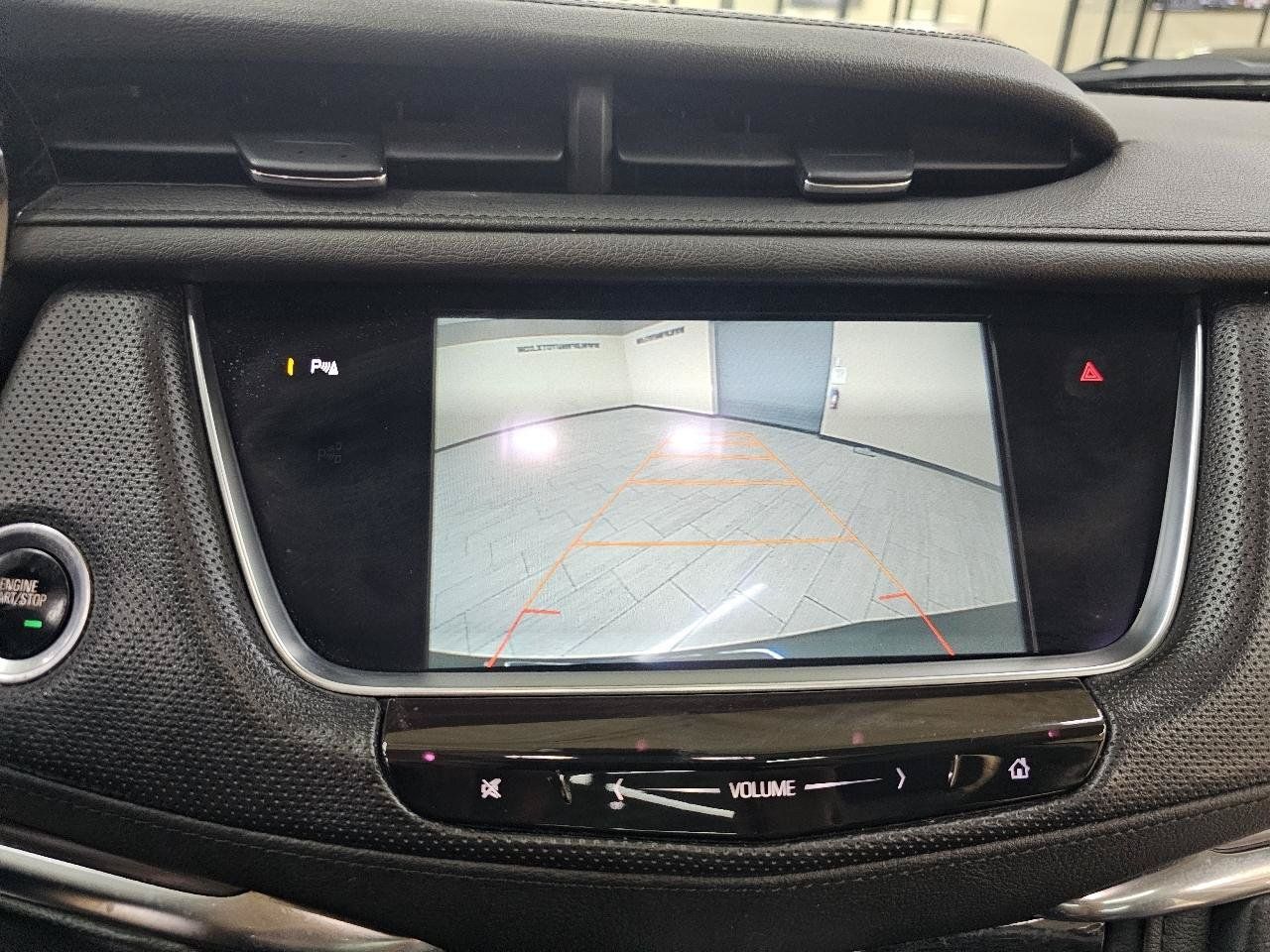 Used 2017 Cadillac XT5 Premium Luxury w/ LPO, Wheel Lock Package FWD image 33