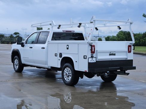 New 2026 GMC Sierra 2500 Pro w/ Convenience Package AWD/4WD image 4
