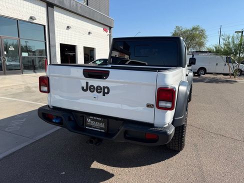 Used 2020 Jeep Gladiator Sport w/ Quick Order Package 24S AWD/4WD image 5