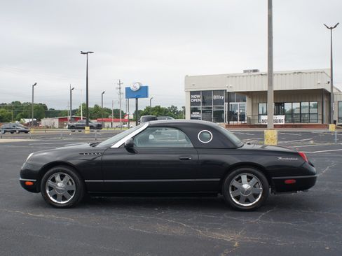 Used 2002 Ford Thunderbird RWD image 8
