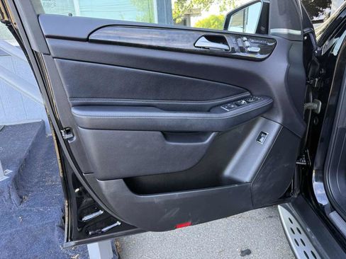 Used 2018 Mercedes-Benz GLE 350 image 27