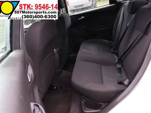 Used 2017 Ford Focus SE FWD image 11