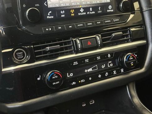 Used 2023 Nissan Pathfinder SL w/ SL Premium Package AWD/4WD image 29