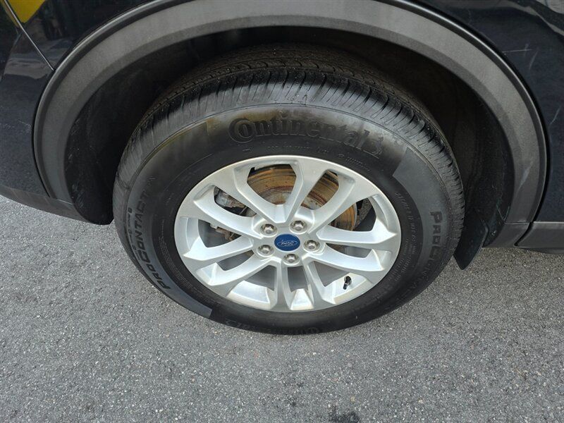 Used 2020 Ford Escape SE AWD/4WD image 24