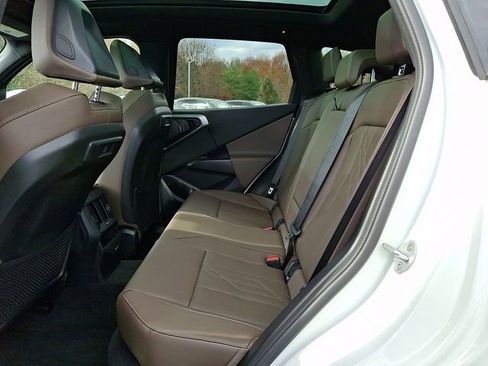 Certified 2025 BMW X3 xDrive30i image 10