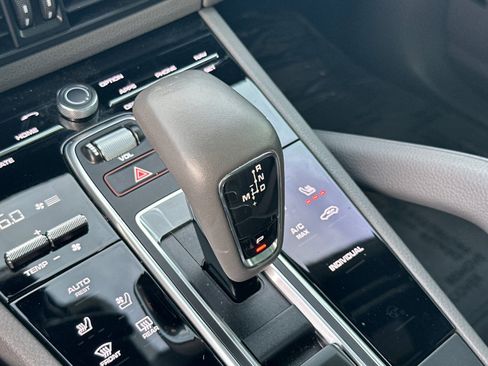 Certified 2023 Porsche Cayenne image 22