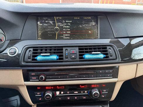 Used 2011 BMW 535i Sedan image 17